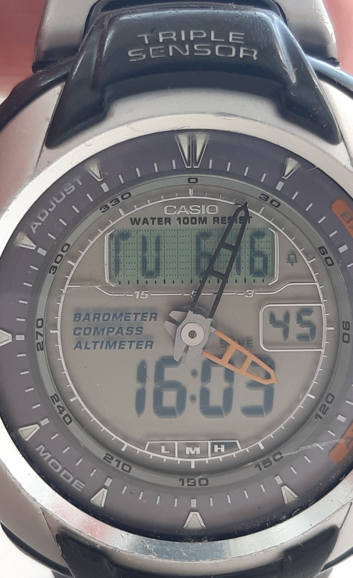 Годинник CASIO ProTrek PRG 60