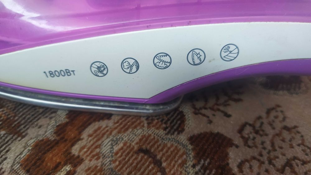 Утюг Saturn 1800w