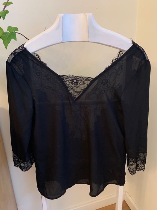 Roupa senhora, nova, cuidada e sem defeitos.