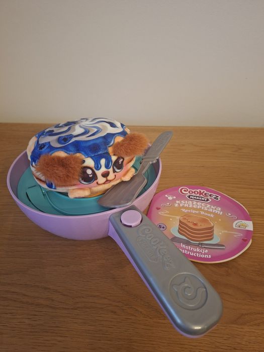 Cookeez Makery, Pachnące Naleśniki, maskotka interaktywna z patelnią