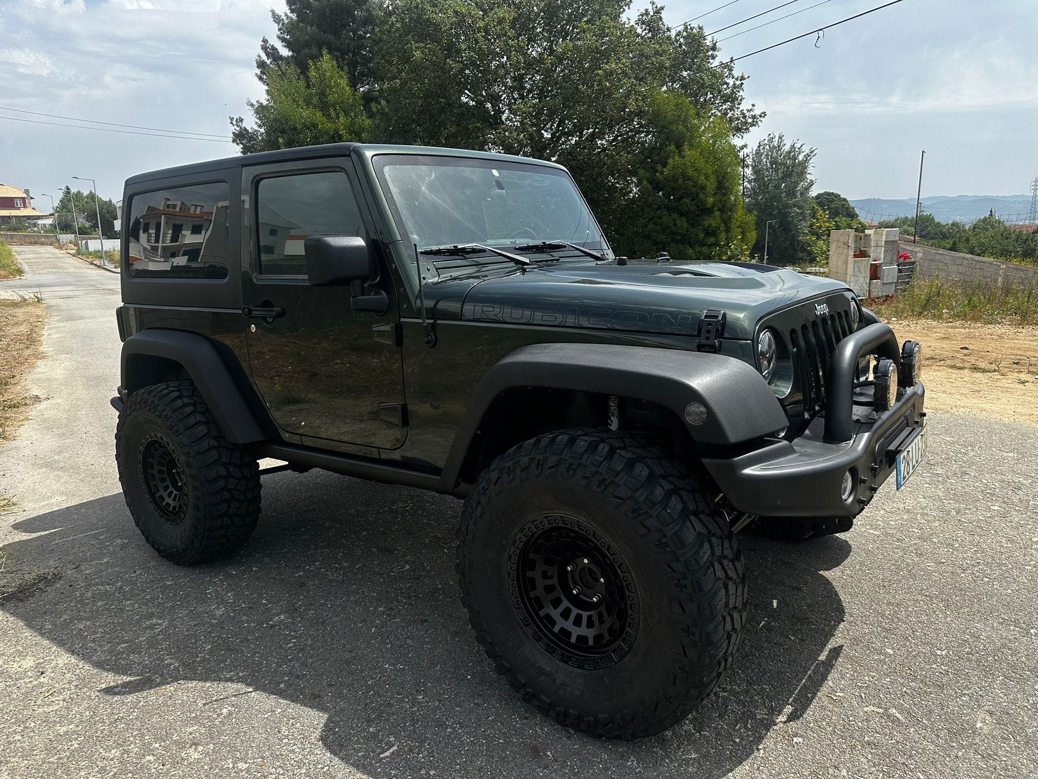 Jeep Wrangler RUBICON versão 200cv
