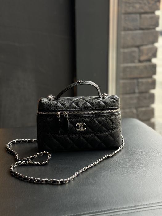 Сумка в стилі Chanel Caviar Quilted CC Top Handle Long Vanity