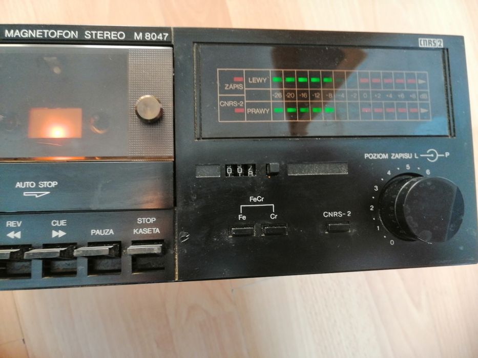 Magnetofon Unitra od mini wieży.