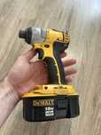 DeWALT DC827 18v wkretarka