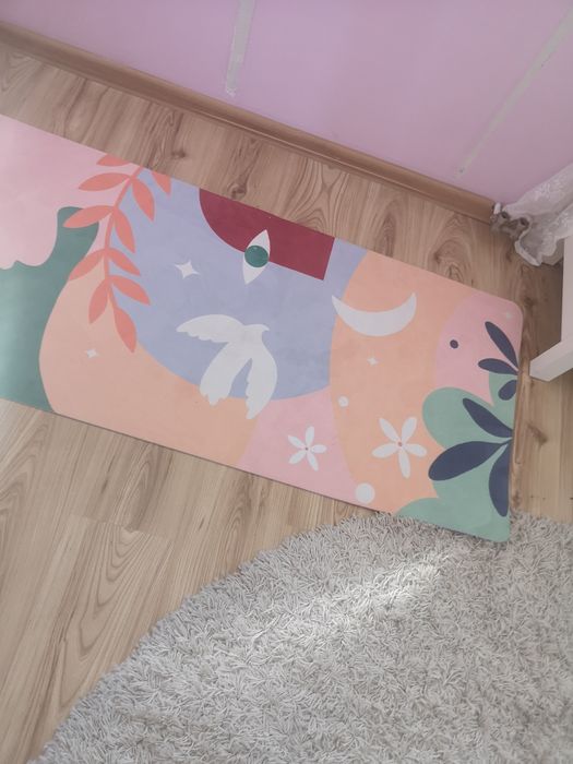 Mata do ćwiczeń Pastelowa różowa mata do jogi kolorowa