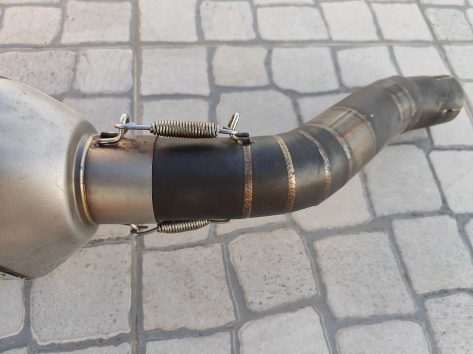 Escape Akrapovic para GSXR1000 K4