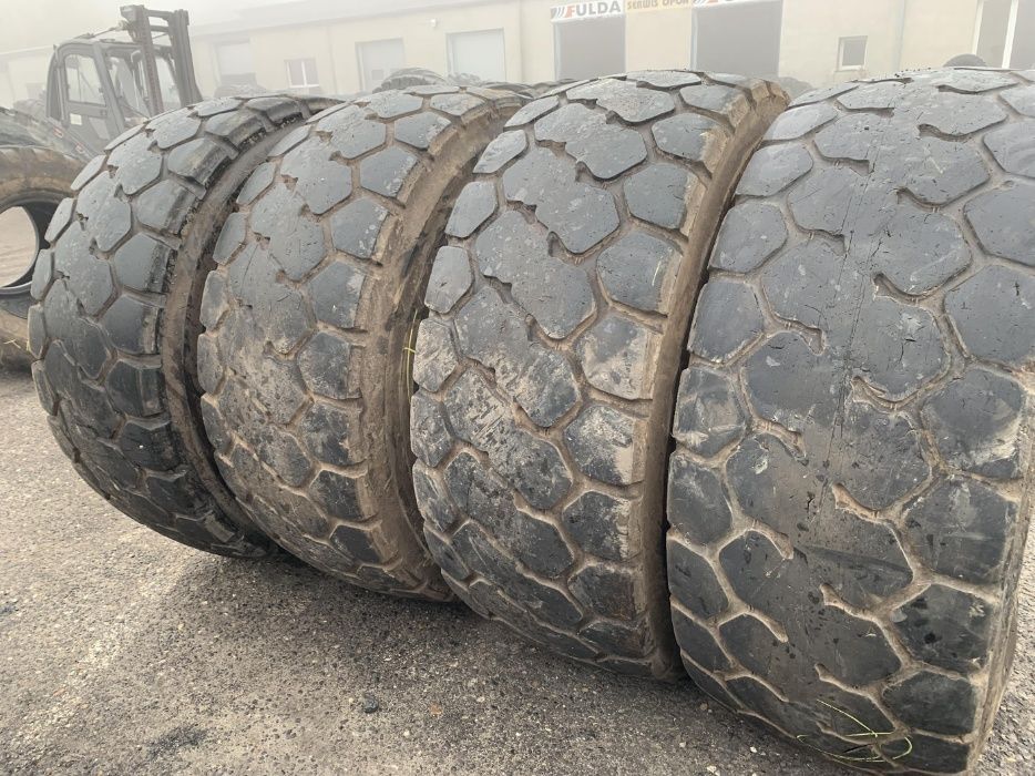 20.5-25 20.5R25 OPONY RADIALNE YOKOHAMA ładowarka