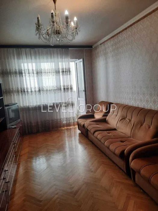 Квартира 3к, 73м, Драйзера, Троещина, Лівий берег