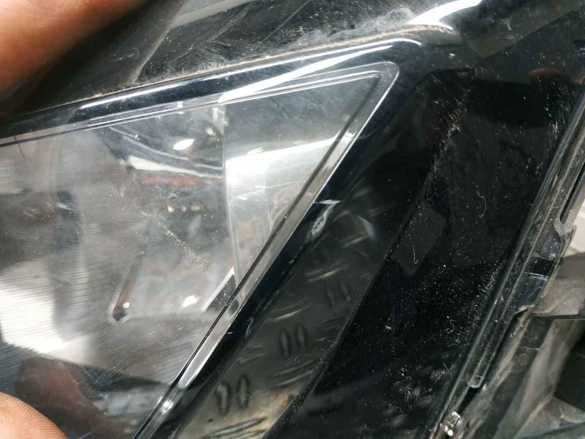 Peugeot/Citroen C4 Picasso 2 13- Скло фари L FA0691 9677217380