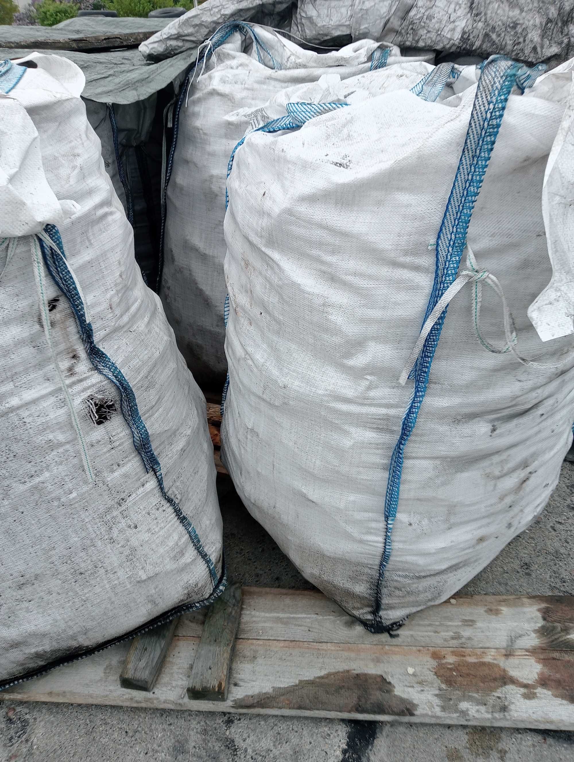 Brykiet torfowy 1800Mj w Big Bag wydajność 80% co węgiel