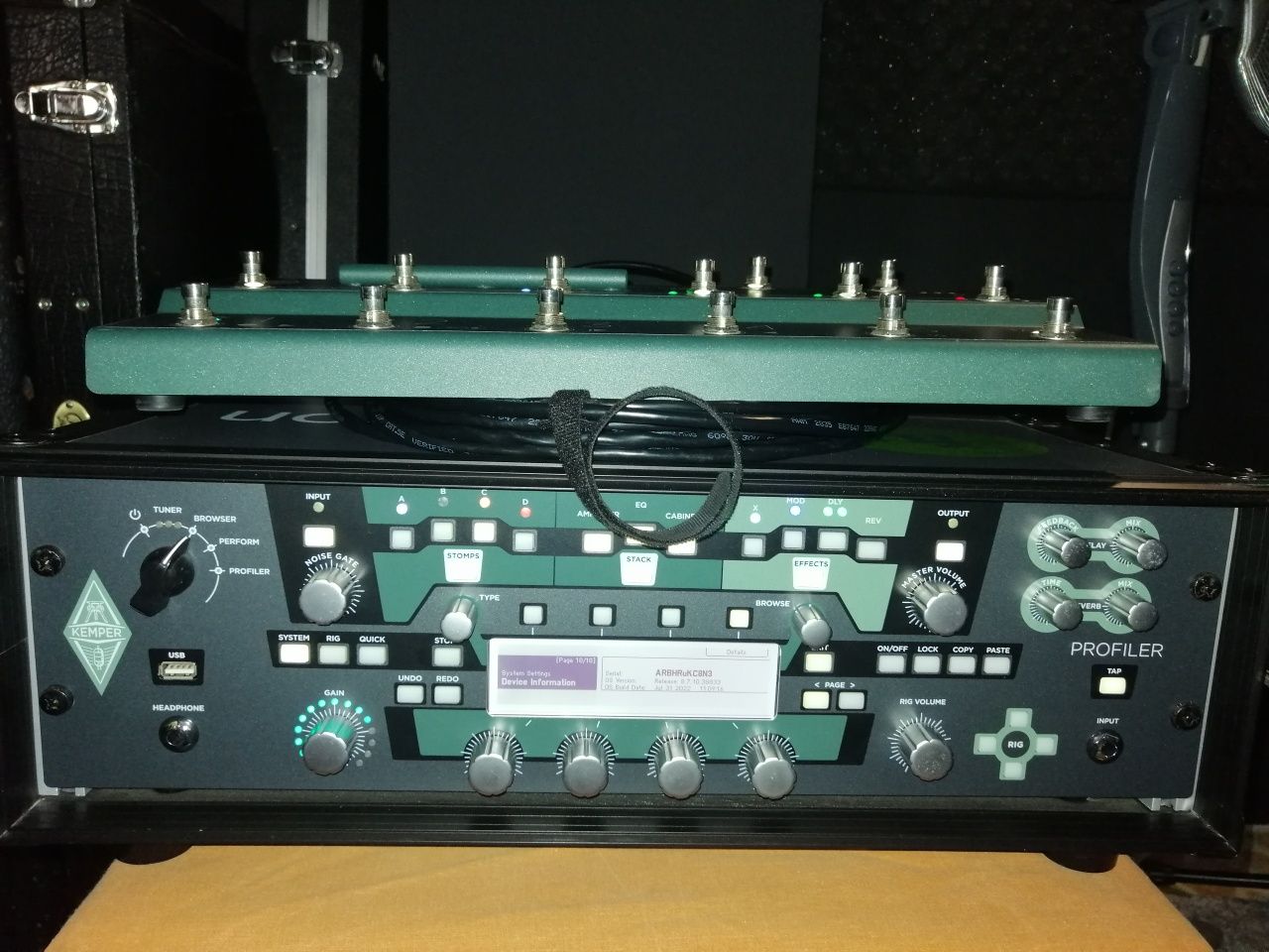 Kemper Profiling Amplifier Power Rack + (Remote Control-vendido)