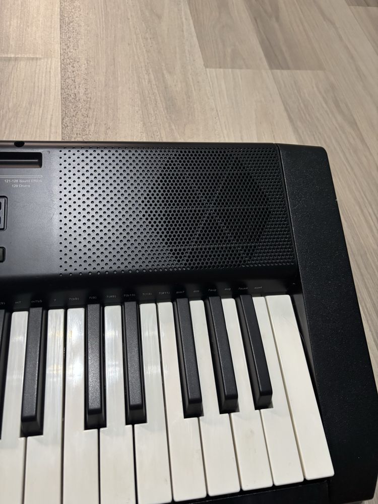 Keyboard TB100.