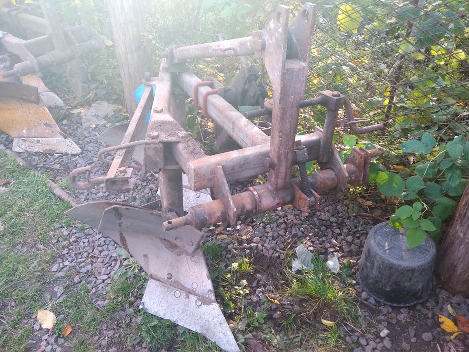 Плуг 2-25 польський орлік до т 25 китайця японця