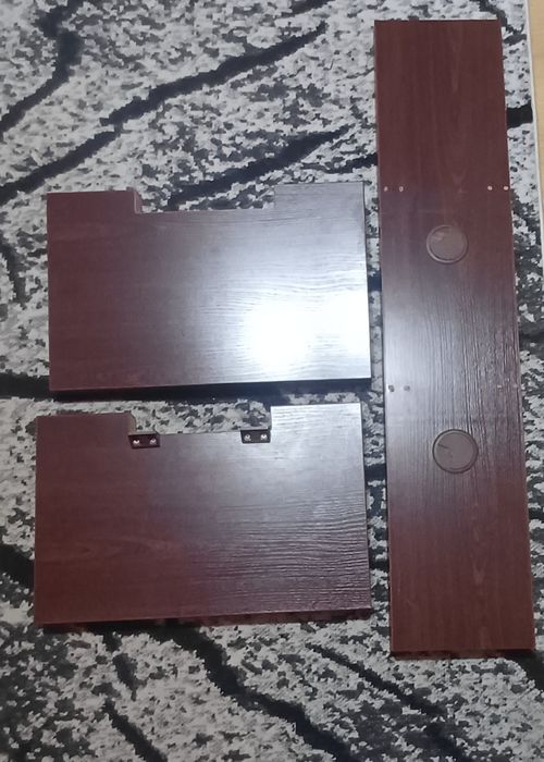 Półka pod telewizor