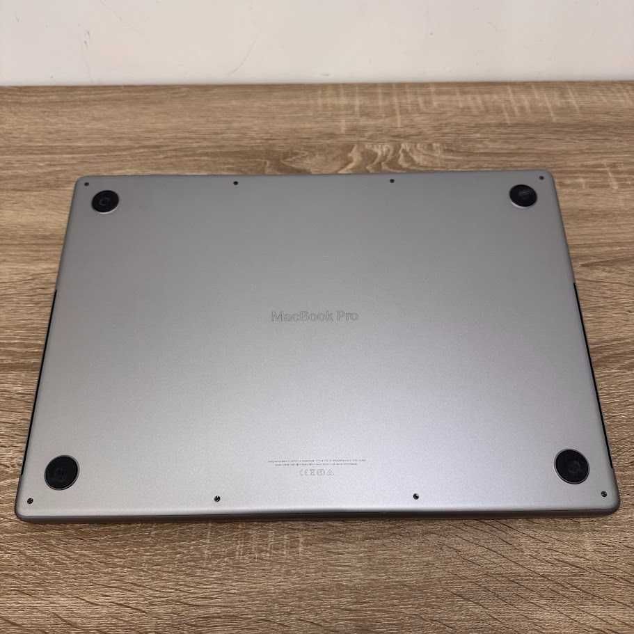 Macbook Pro 16" 2021 M1 Max / 64Gb DDR5 / SSD 1000Gb (код: M0730)