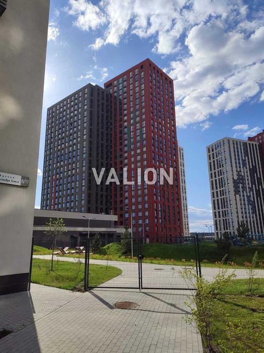 Продам 2 кв ЖК Варшавский + Выговского 40/12