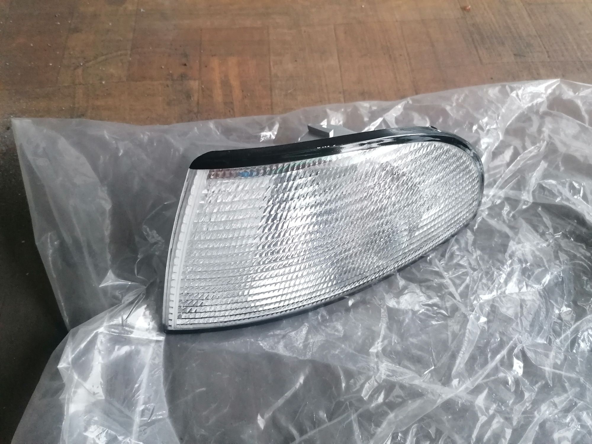 Klosz kierunkowskazów Audi A4
