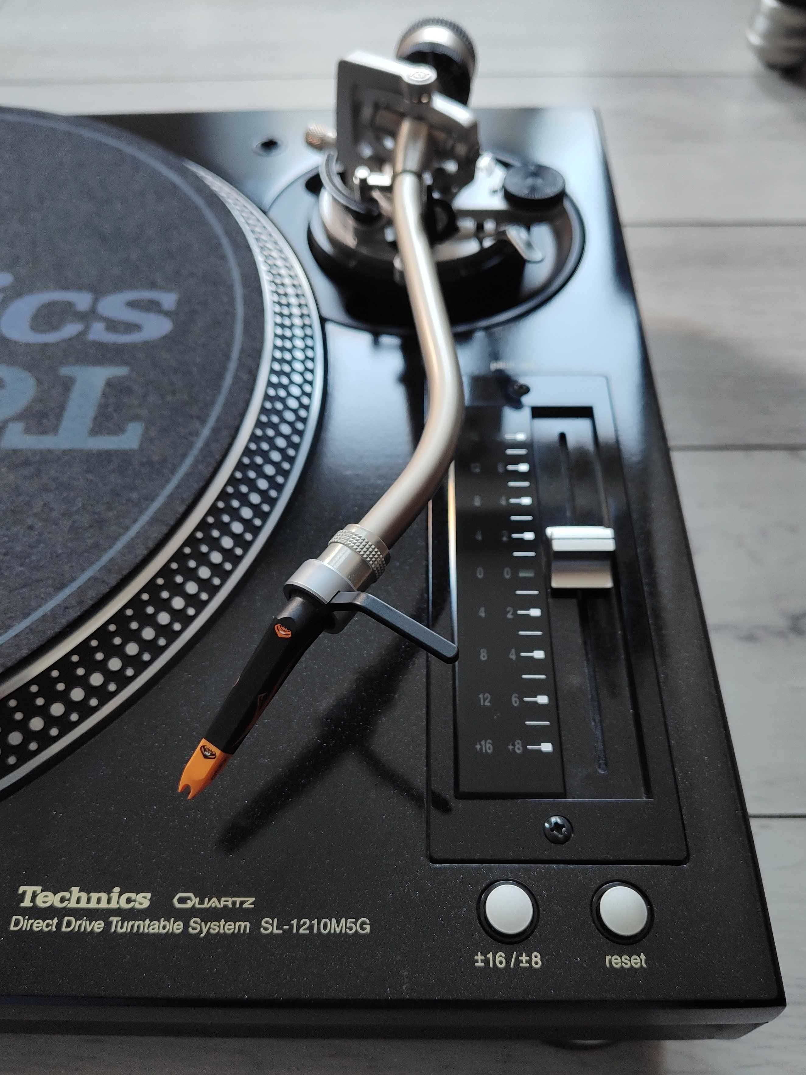 gramofon Technics SL 1210 M5G