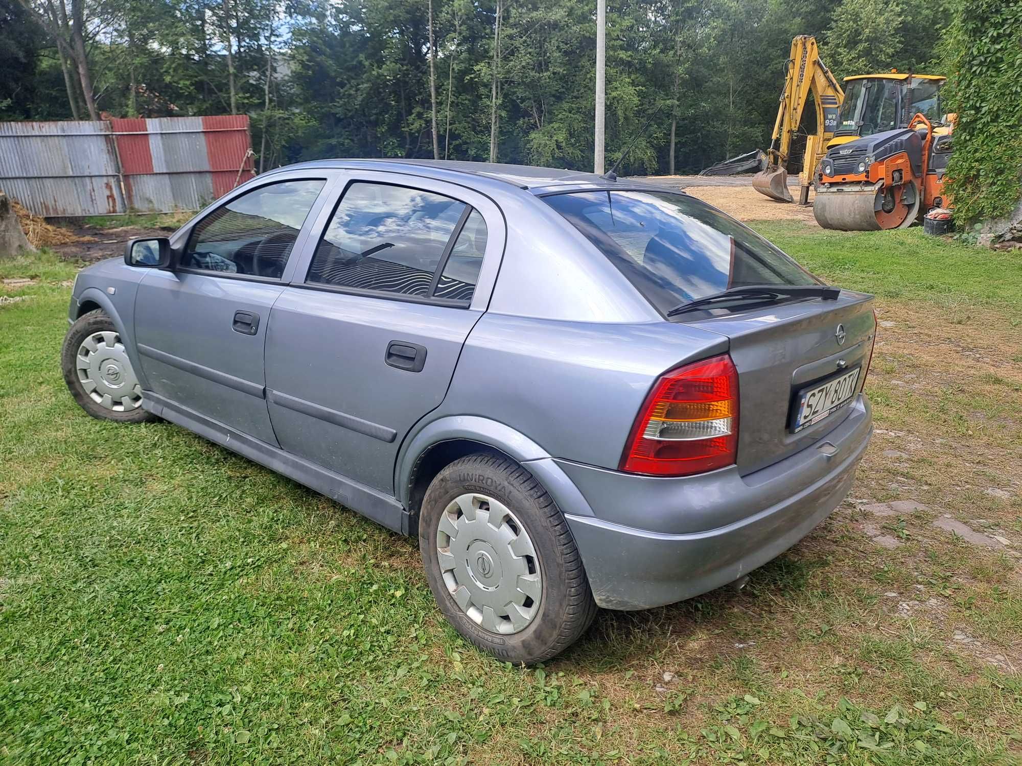 Opel Astra 2005r