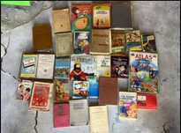 Lote de livros e revistas