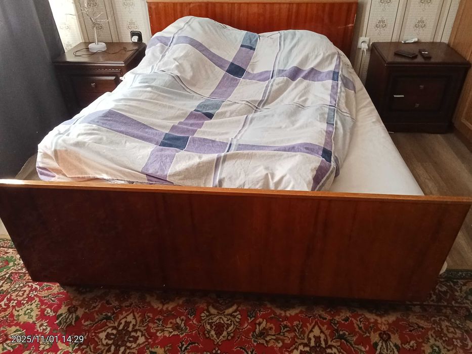 Ліжко двоспальне