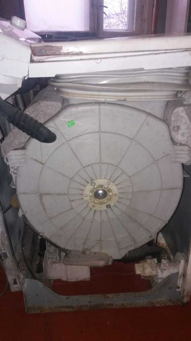 Продам пральну машину Wirpool AWE 7515/1 з вертикальним завантаженням