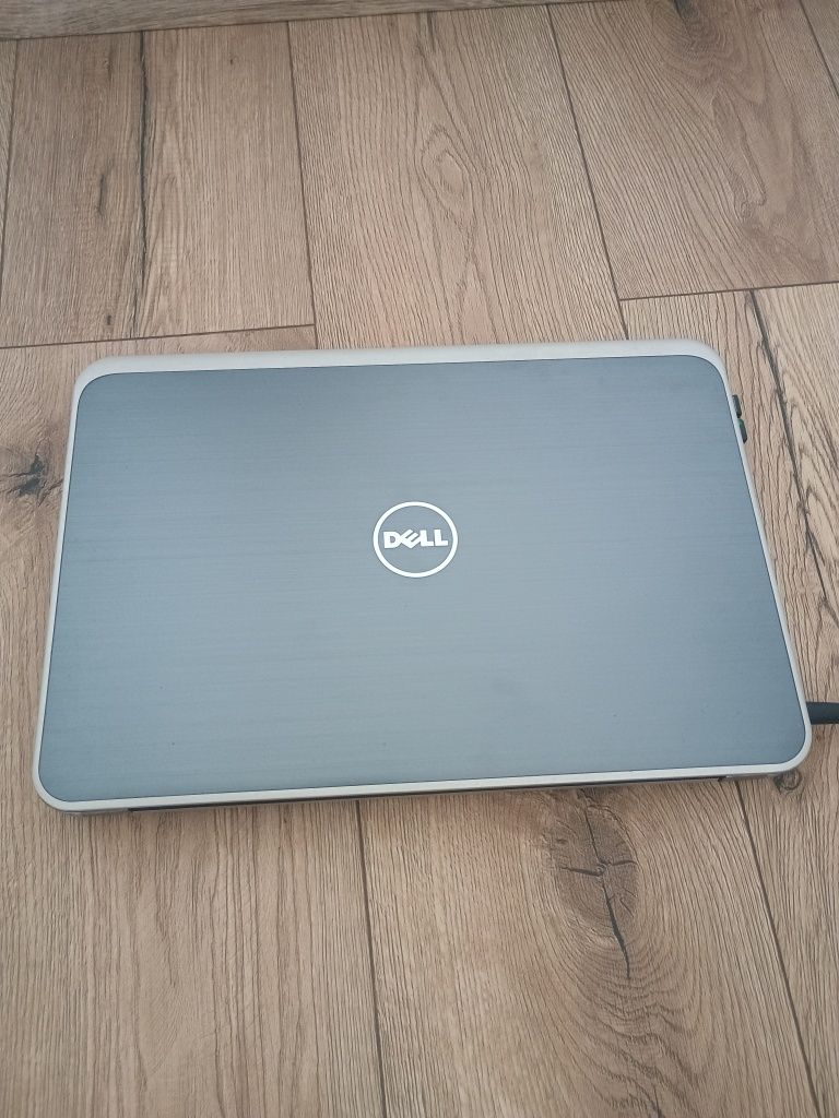 Dell Inspiron 5537 laptop