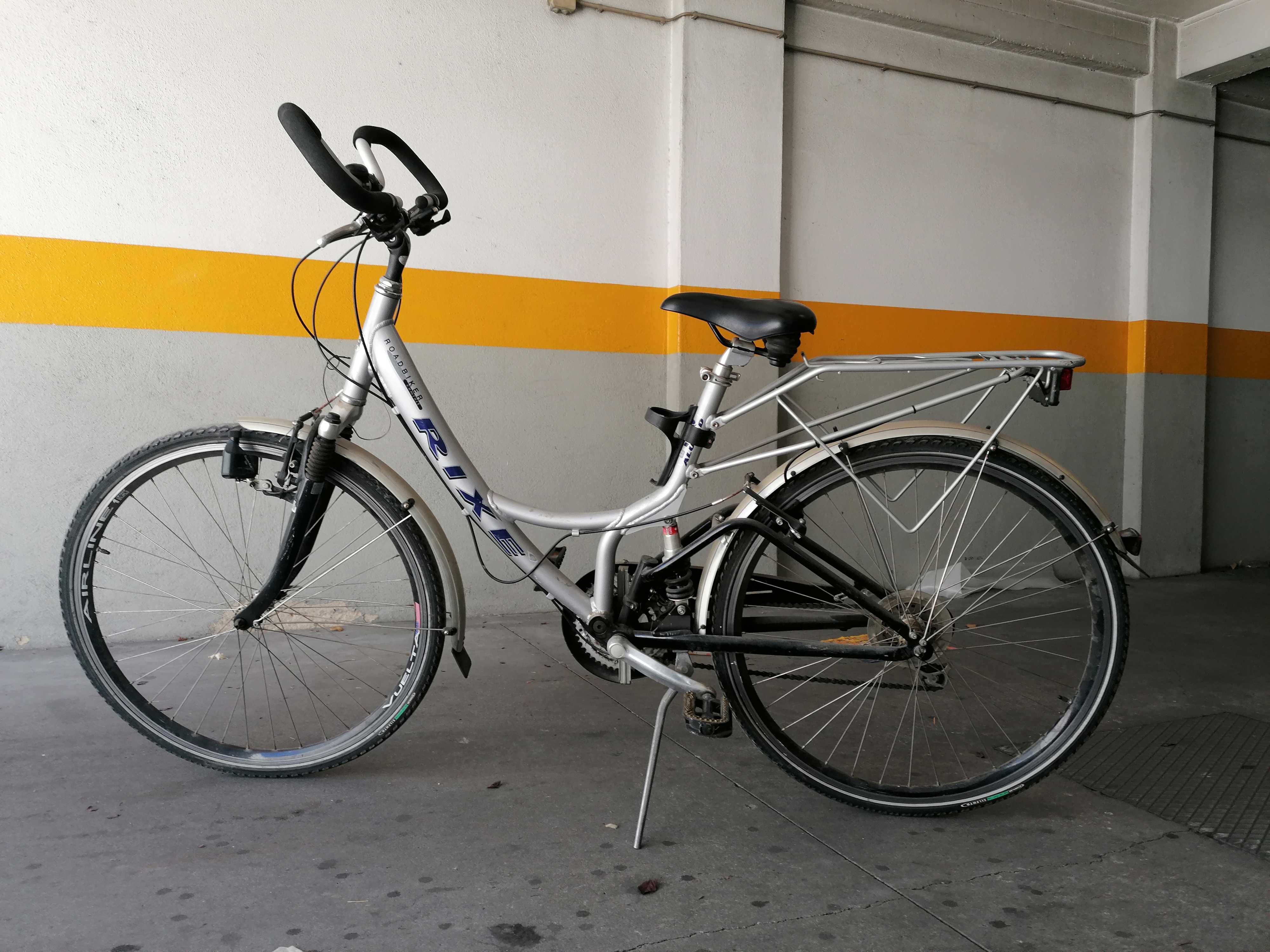 Bicicleta Holandesa RIXE em ótimo estado