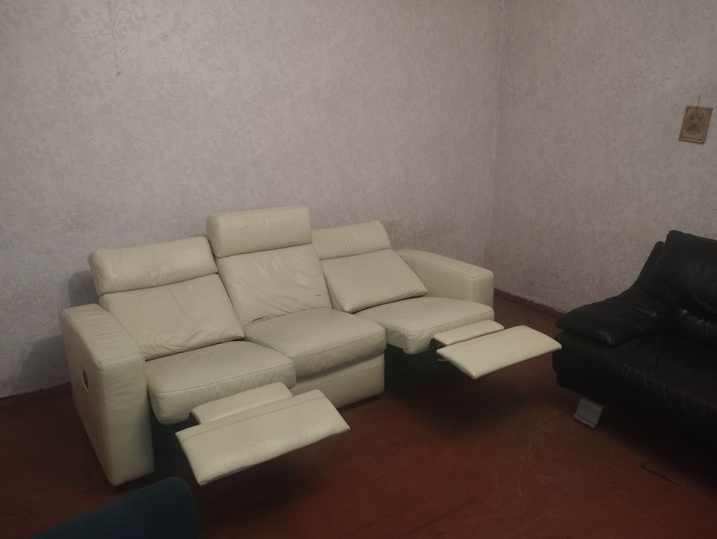 Диван реклайнер шкіряний