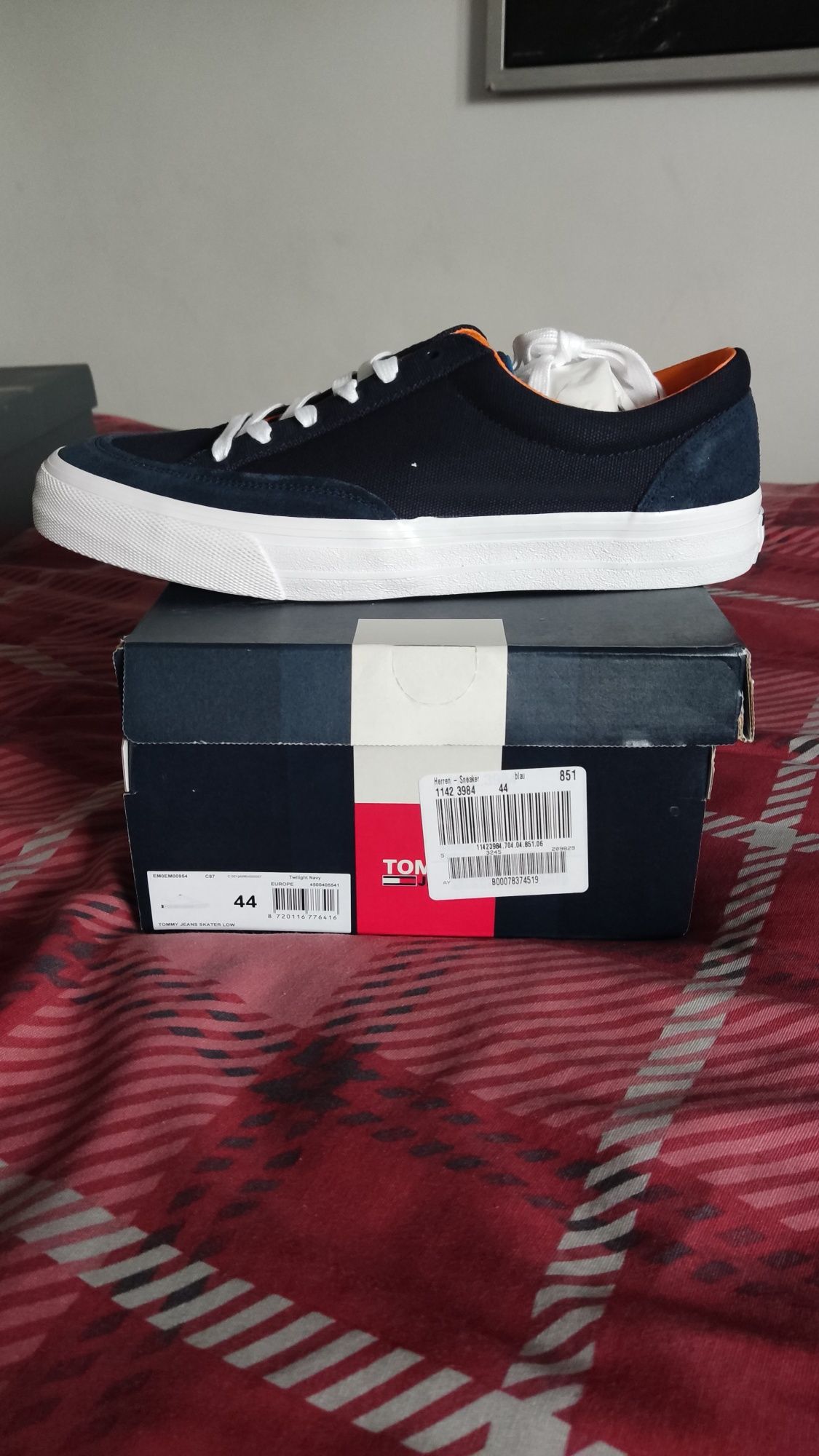 Butt Tommy Hilfiger Jeans Skater Low 44 nowe okazja