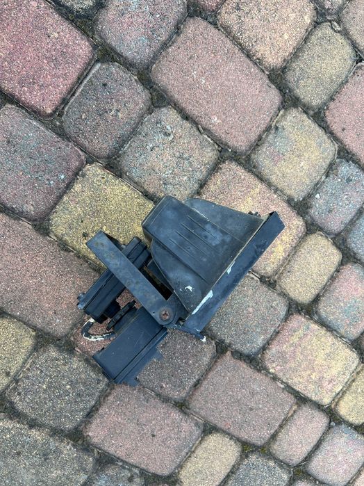 Lampa halogen 100W hermetyczny na zewnątrz