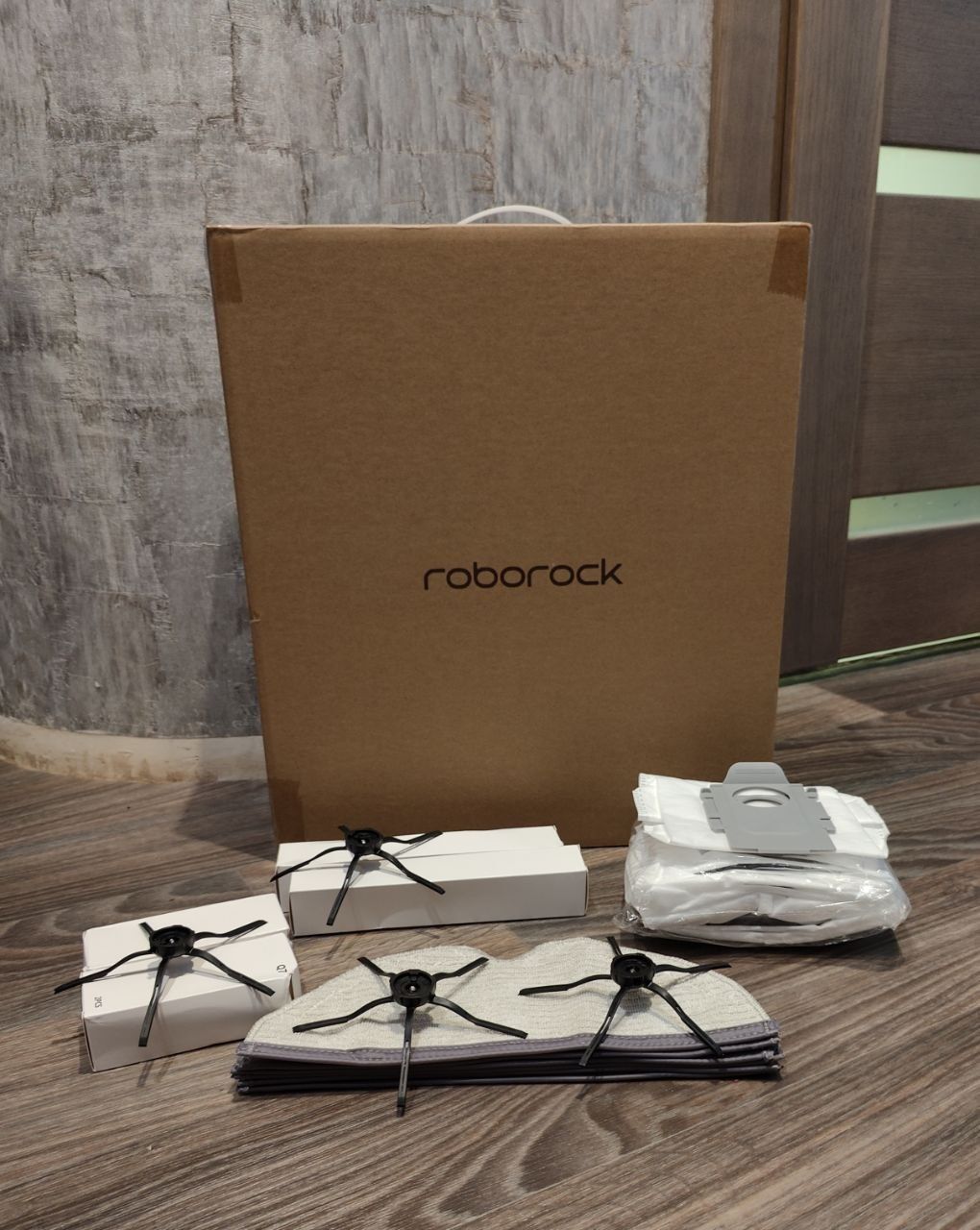 Новый Roborock Q7 Max | Робот-пылесос + 22 аксессуара |  Переходник