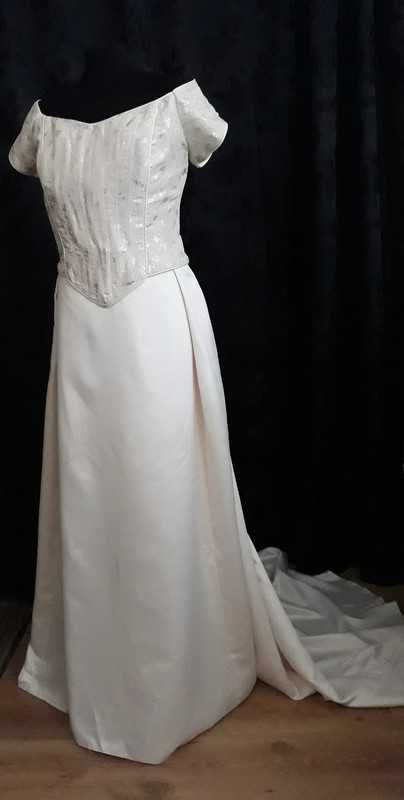 Suknia ślubna Margaret Lee-Mikado-L