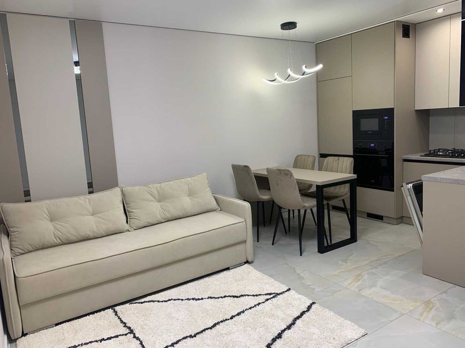 Оренда 2х-кімнатна квартира + кухня-студія ЖК вул.Київська-Смакули