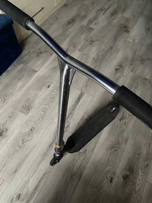 Трюковий самокат Flavor Essence 4.5" V2 Pro Scooter Black Neo