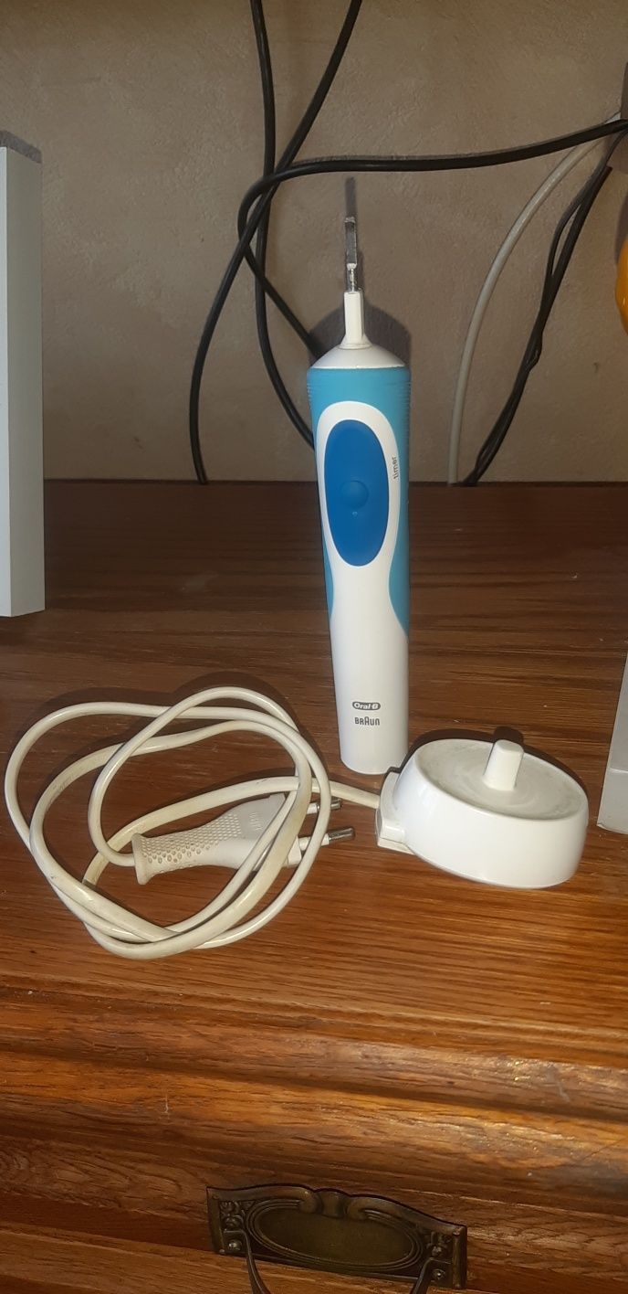 Szczoteczka elektryczna Oral-B Braun