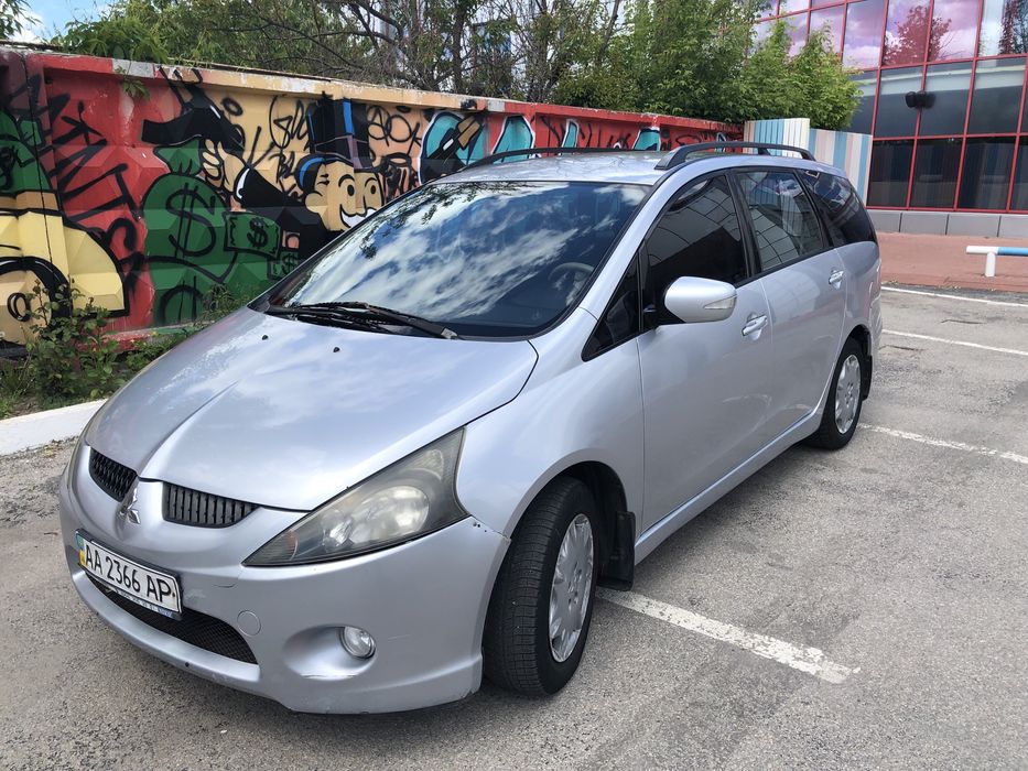 Mitsubishi Grandis 2,4 бензин, механика