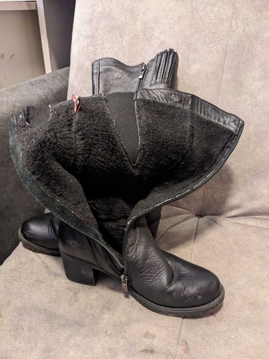 Продам шкіряні зимні чоботи MIDA 37 розмір