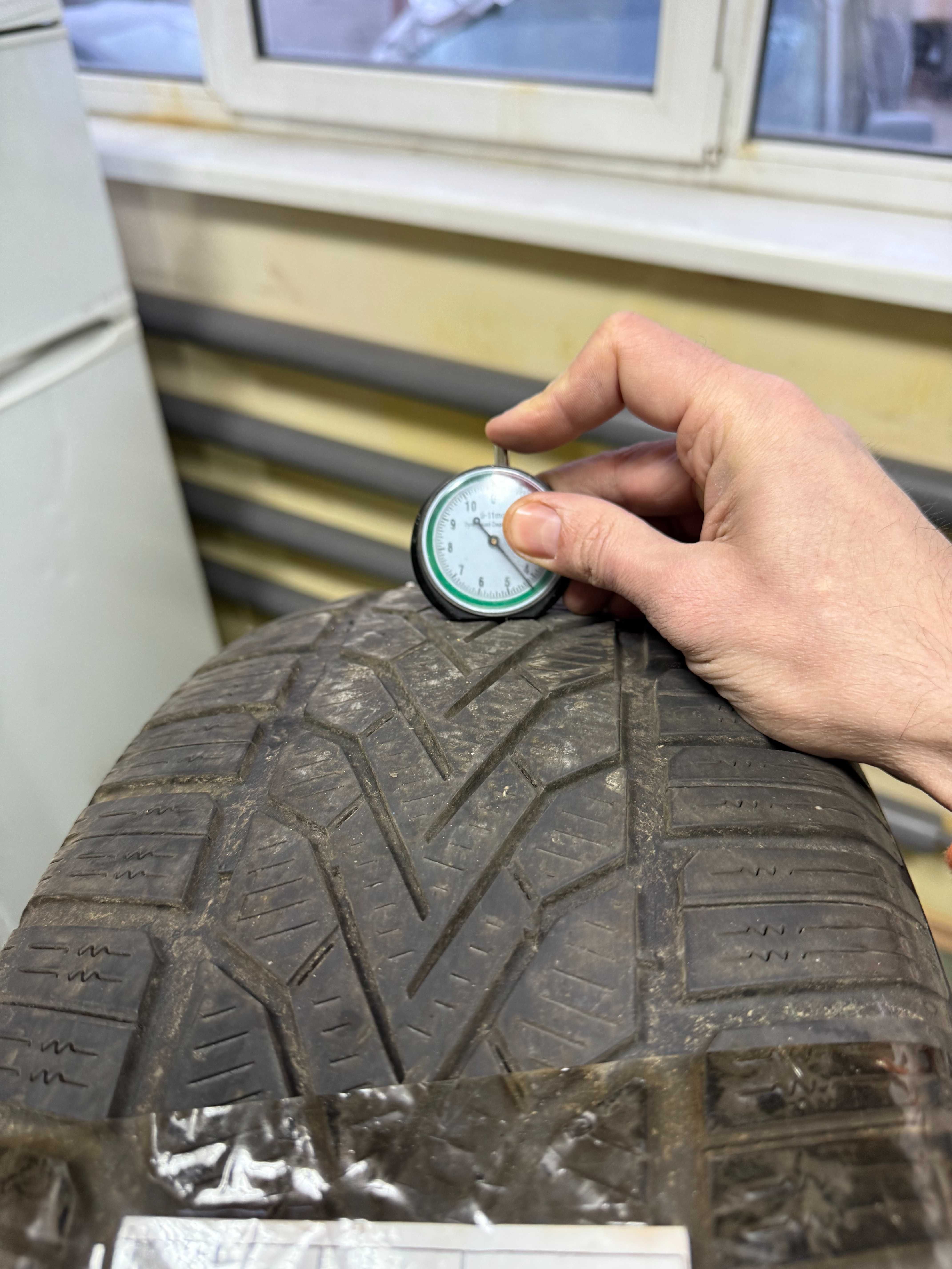 2шт  Semperit Speed-Grip 2 235/65/R17 всесезонка Пара Резина