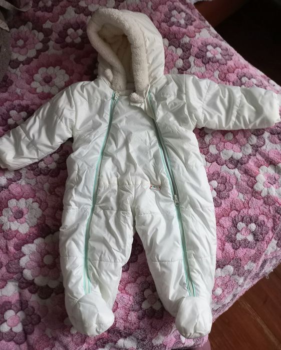 Продам зимові дитячі речі