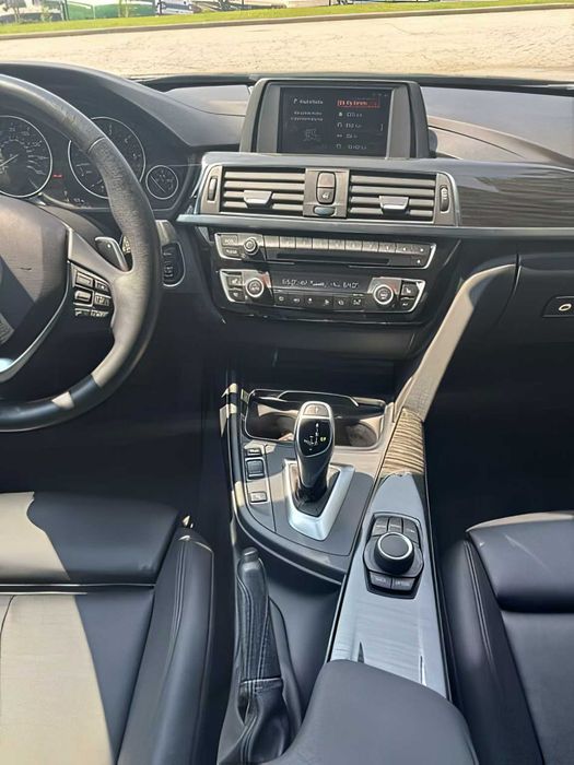 BMW 3 Series      2018