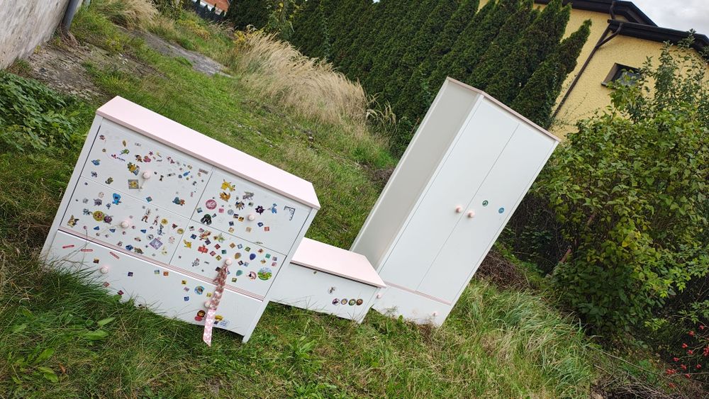 Sprzedam komplet mebli