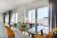 Penthouse T4 com vista Mar e terraço de 360º com 160 m2, em Carcavelos