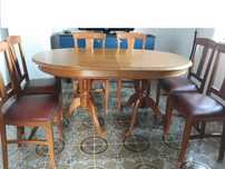 Mesa Extensivel com 6 Cadeiras