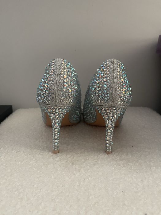 Buty szpilki cyrkonie