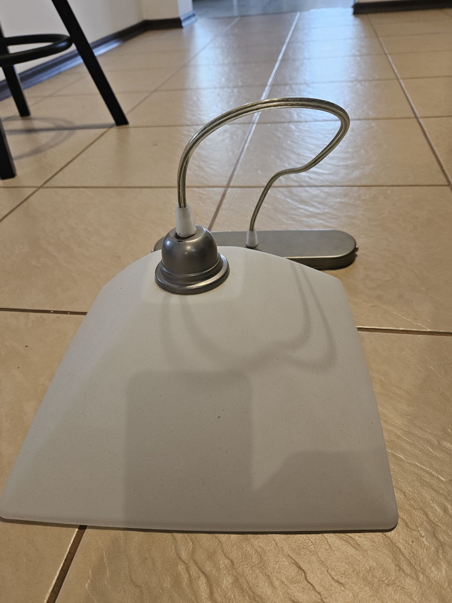 Lampa wisząca biała