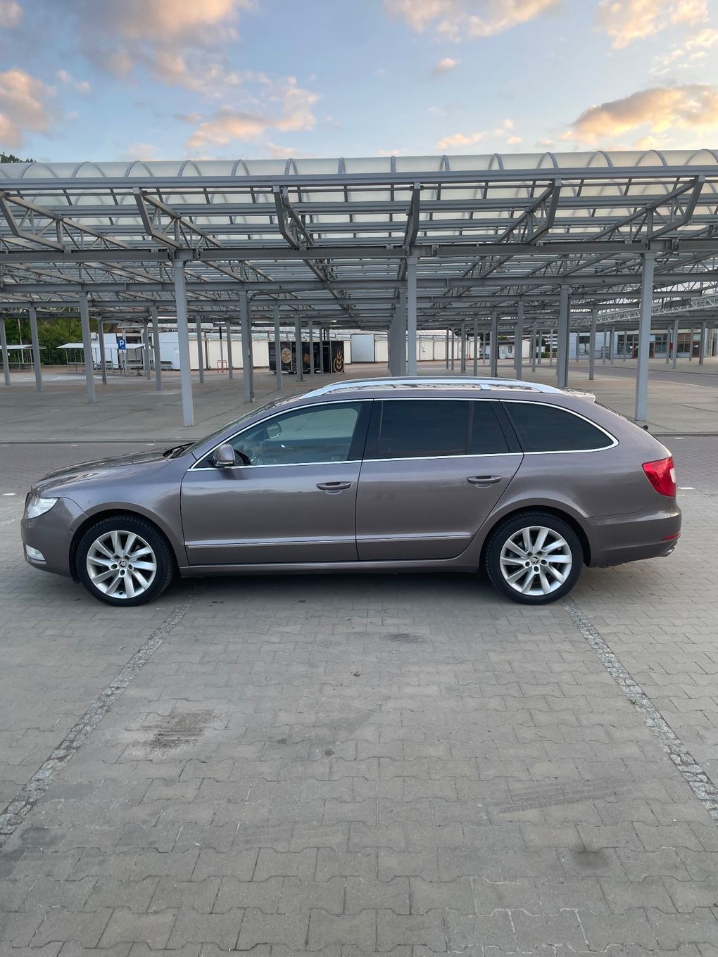 Skoda Superb Skoda superb II 170km bardzo dobry stan