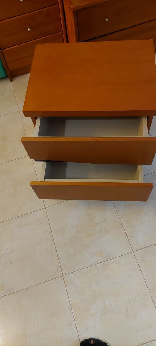 Mesa de cabeceira