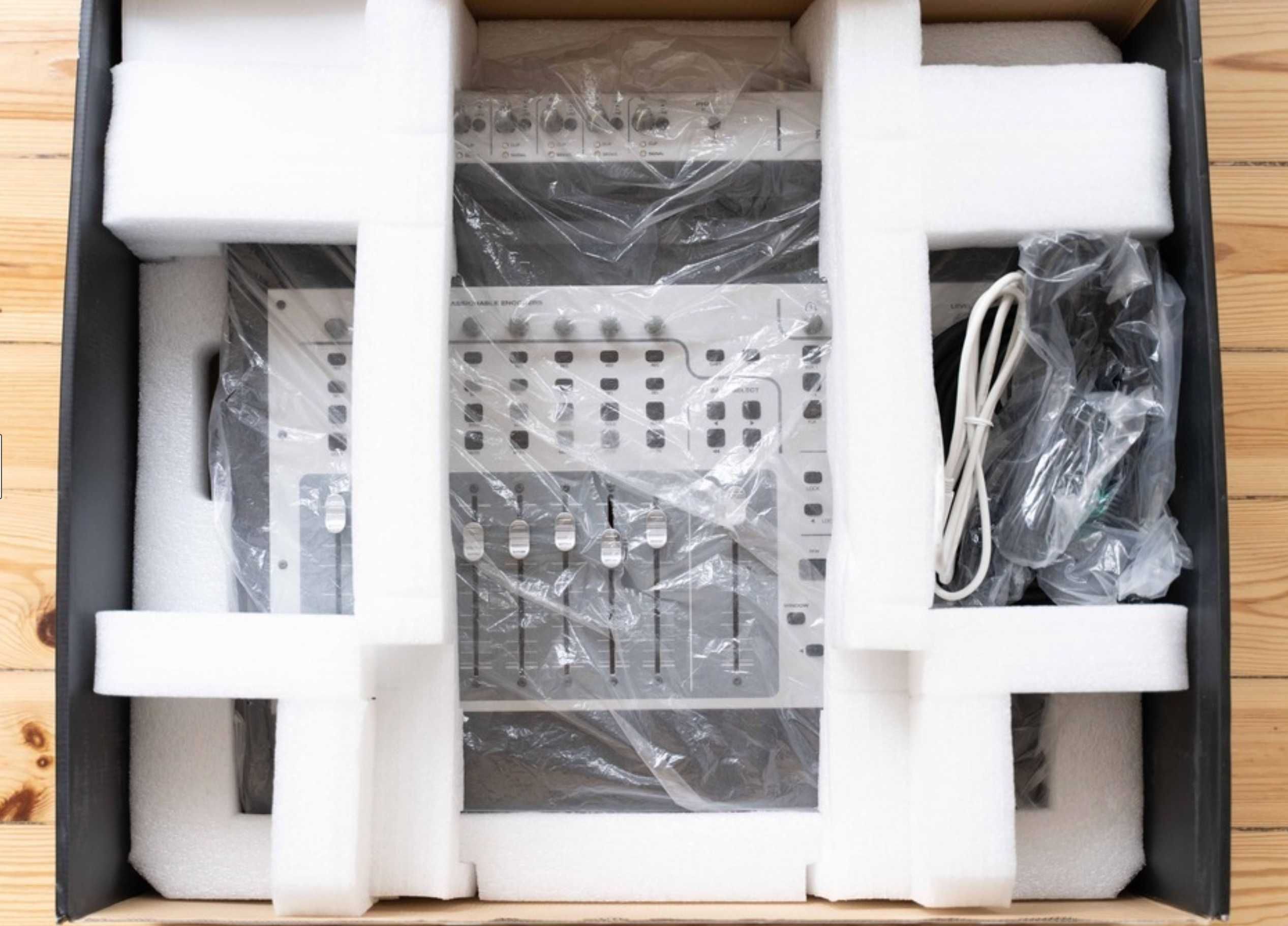 Mikser audio M-Audio ProjectMix firewire, karta dźwiękowa i kontroler