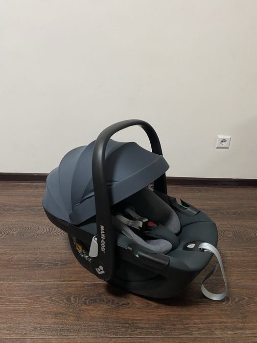 Автокрісло Maxi-Cosi Pebble 360 від 0 до 15 місяців (40-83 см)